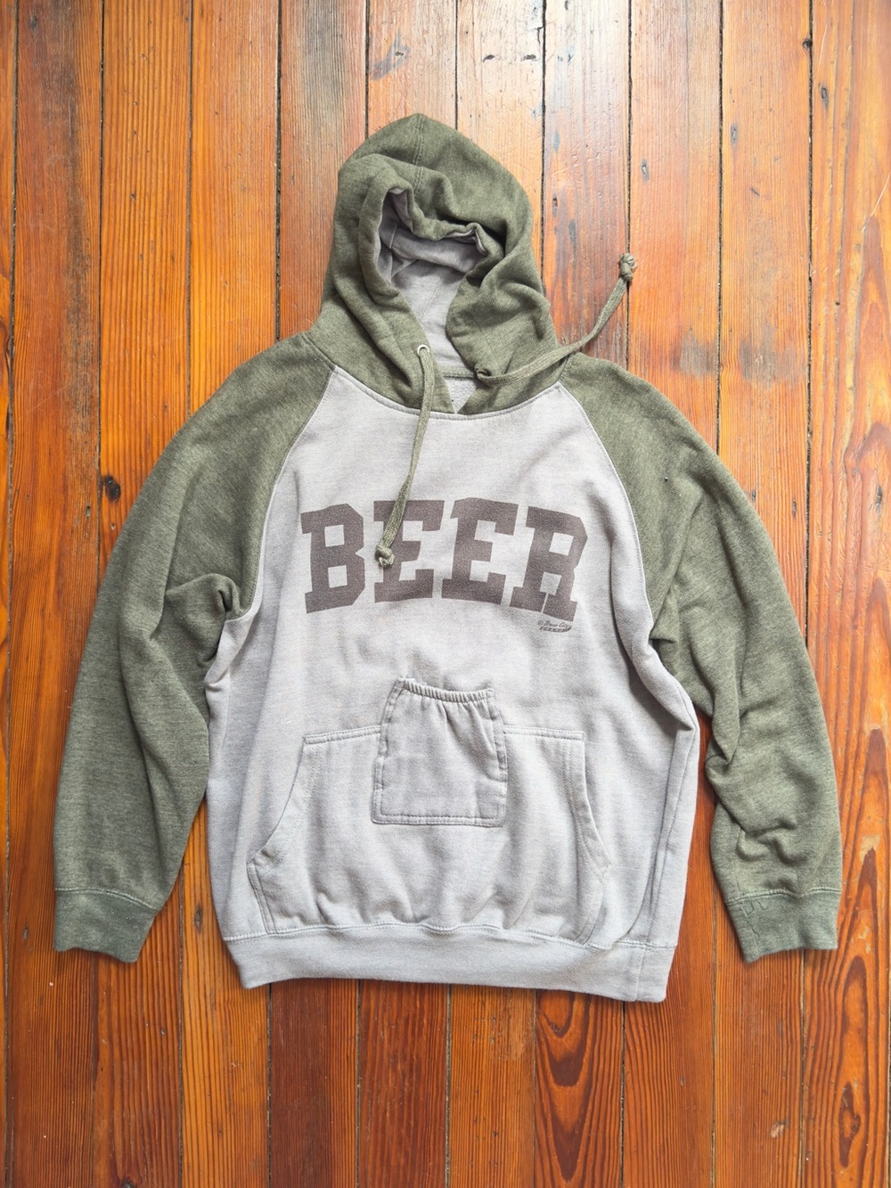 Spencer’s Brew City beer holder pullover hoodie green & gray